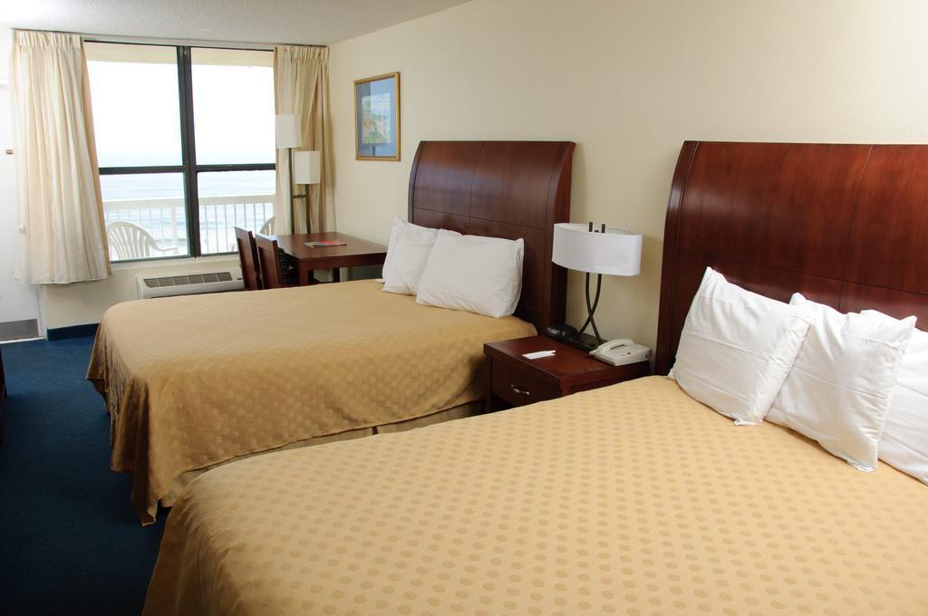 Comfort Inn & Suites Daytona Beach Oceanfront Экстерьер фото