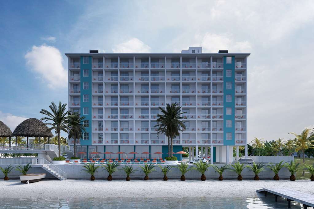 Comfort Inn & Suites Daytona Beach Oceanfront Экстерьер фото